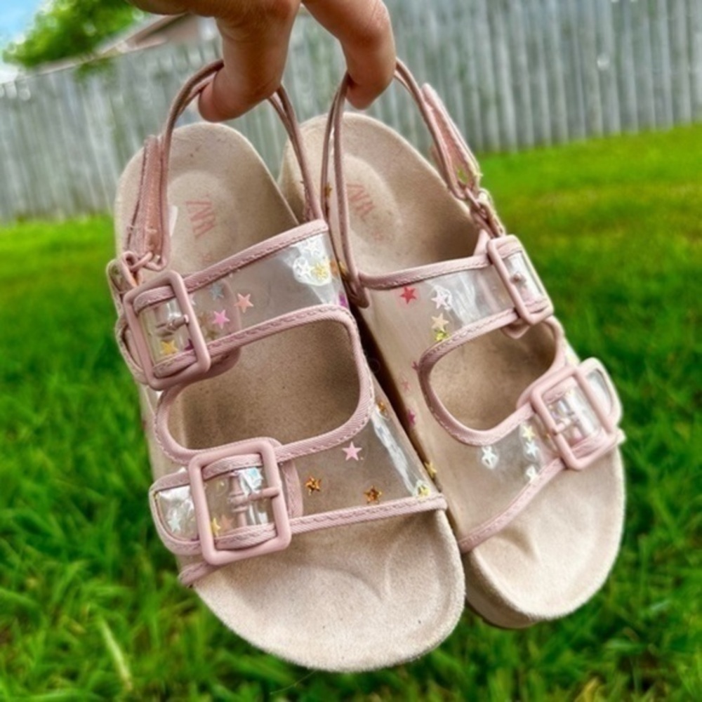ZARA Vynil kids star design sandals
